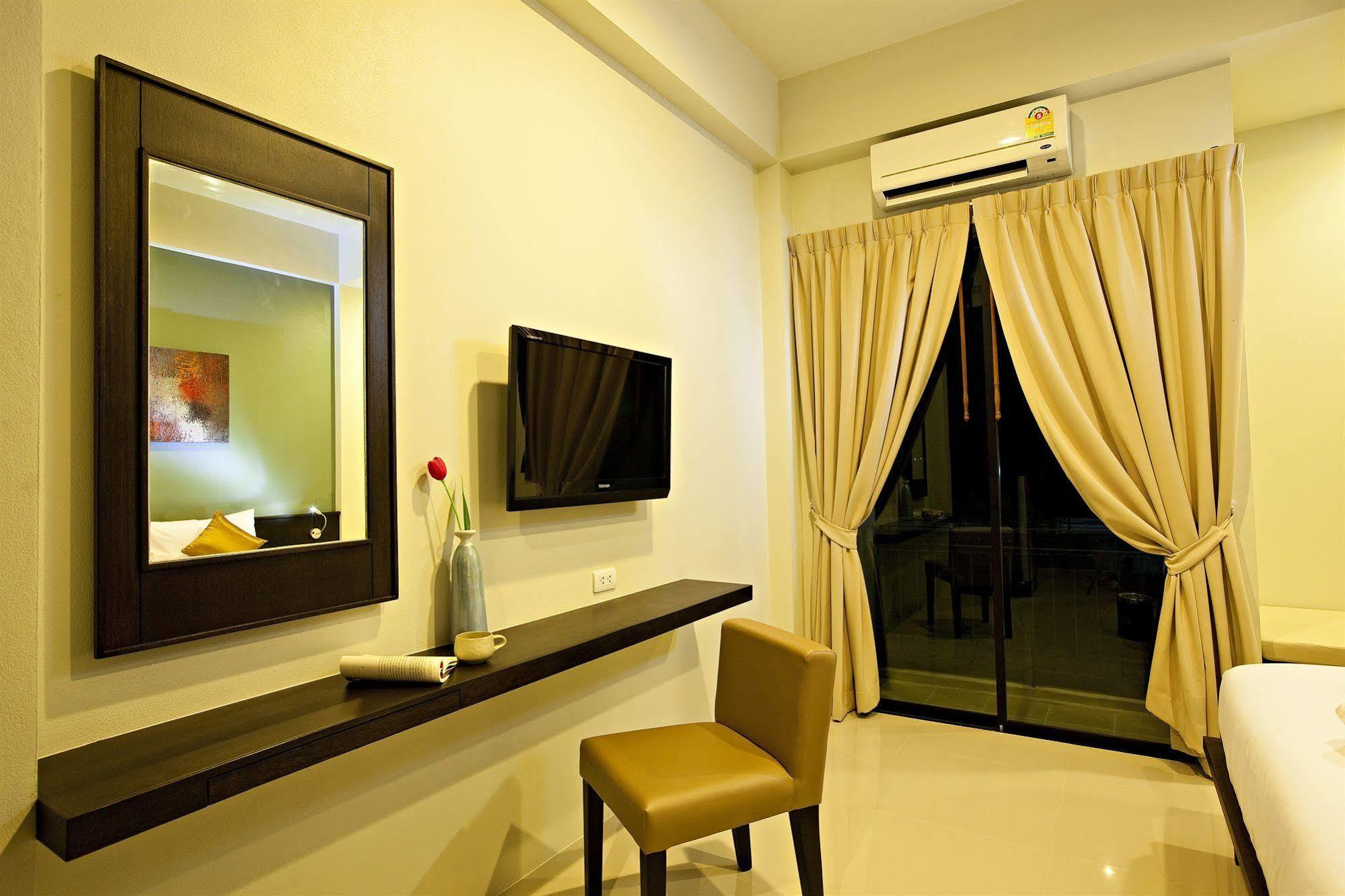 Leisure Place Phuket Chalong Eksteriør billede